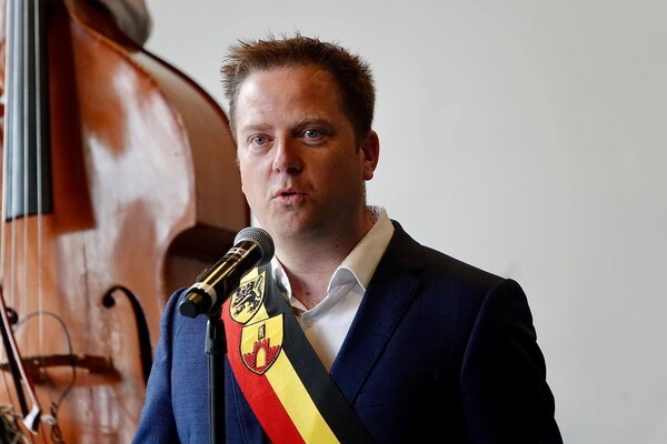 Burgemeester over situatie jeugdhuis Tronk: "De verenigingen zullen geen compensatie krijgen bij verkoop"